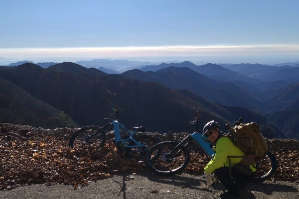 中華カーボン29er /ダイナソートレイルツアー/お問い合わせはPC版