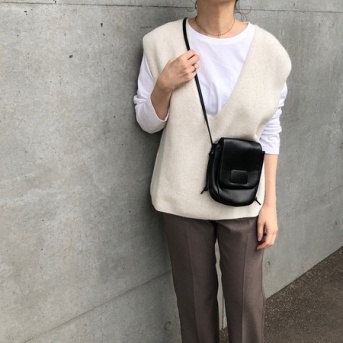 しまむらの「ポーチショルダー」の使用感レビュー！タグを縫いつけたようなちょっとしたデザインがポイントの超かわいいコンパクトバッグ♪