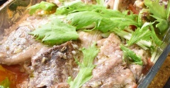 シンプルでも美味しい♪鰤とトマトのオーブン焼き