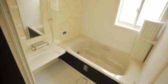 小学1年と4年の娘が可愛い過ぎて堪らん。未だに3人でお風呂に入ってるのだが、そろそろ別にした方がいいんだろうな…