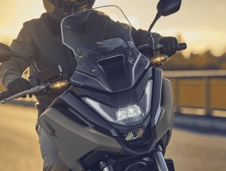 教習所のNC750しか乗ったことないんだが、市販大型バイクってこれよりどんくらい速いん？