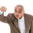 日本人「し、仕事中に座るなあああああ！！！」 ←これ結局なんなんだ？