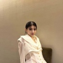 【芸能】出口夏希、お腹スケスケ真っ白衣装！主演映画の舞台挨拶オフショが「かわいすぎる」「最高」「この美しさはチート」  [湛然★]