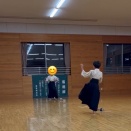 小さな体、大きな声