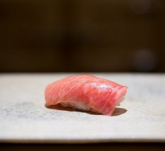 海外「日本で体験した”高いけどそれだけの価値があった”と思える食事はなんだった？」日本の食体験に対する海外の反応