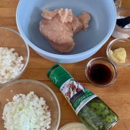 バジルの香りがさわやか〜ヘルシーな鶏ひき肉の水餃子