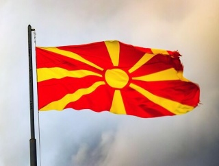 中国警察、観光客の掲げたマケドニア国旗を旭日旗と間違え没収