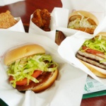 モス「日本のハンバーガーをおいしくします！」