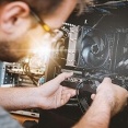 グラボ自分でPCに付けるのって難しい？