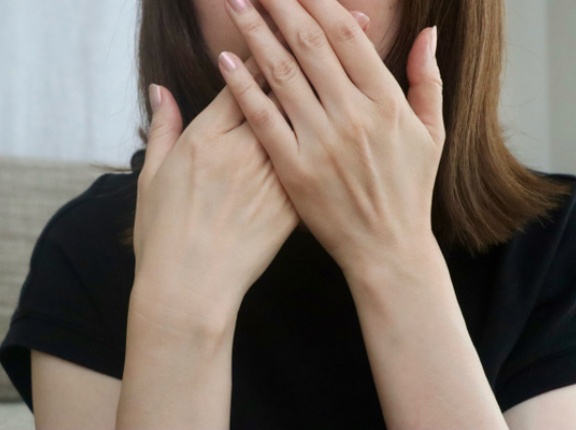 【悲報】大人気Vtuberさん、始球式でまさかの顔バレ疑惑ｗｗｗｗｗｗｗｗｗ