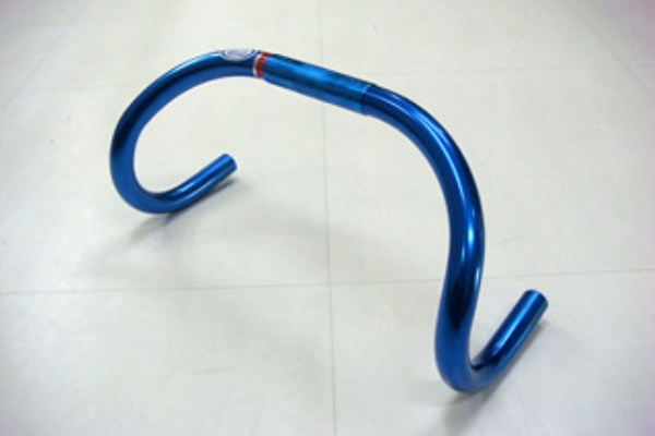 予約購入新品 NITTO / ドロップハンドル 128AA-T19 ピスト　njs パーツ