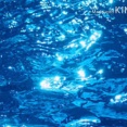 水