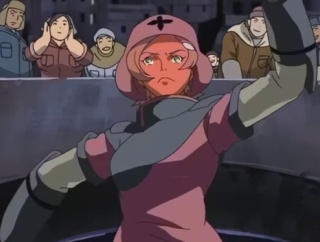 【悲報】OVERMANキングゲイナーのヒロインさん、毎週流れるED映像中にヒロインとは思えない表情のカットが採用されてしまう…（画像あり）