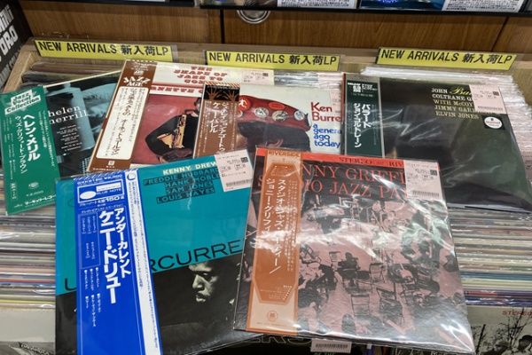 ディスクユニオン新宿ジャズ館 - 中古LP情報