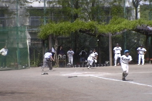 淀四ﾗｲｵﾝｽﾞ ファンクラブ 05年04月