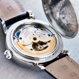 『フレデリック・コンスタント　クラシック ムーンフェイズ マニュファクチュール』の画像