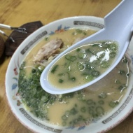 アッサリ旨味のスープとモチモチ麺、創業78年のラーメン店〜隼人　とくだラーメン〜