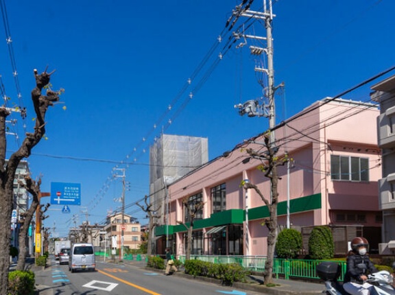 南茨木駅ちかくの阪急グリーンプラザに「ダイソー」ができるみたい。8月28日オープン予定