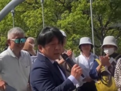 【動画】菅野完、小学生下校時に警察にオラつくｗｗｗｗｗ