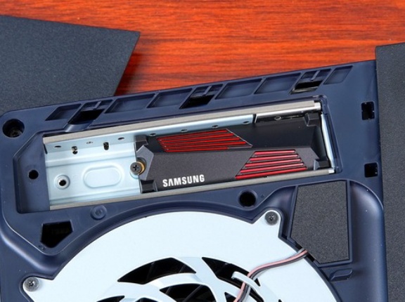 【PS5 SSD増設】Samsung 990 PRO 4TB ヒートシンク搭載版でロード時間を検証 【PR】