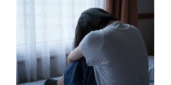 妄想癖のある母「近所のお兄さん、あんたと結婚したいんだって」→引きこもりの私はそれを信じ込んでしまい、彼女を連れて帰ってきたお兄さん宅で壮絶な修羅場に…