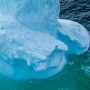 世にも奇妙な形をした『そり立つ氷山』が発見され世界中から注目される…完成度たけーなオイ