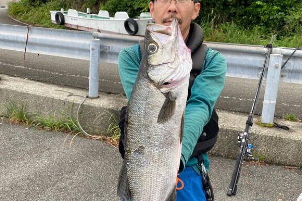 串本町紀伊大島 須江しょらさん渡船の釣果情報 和歌山県 通夜島 須江崎 串本