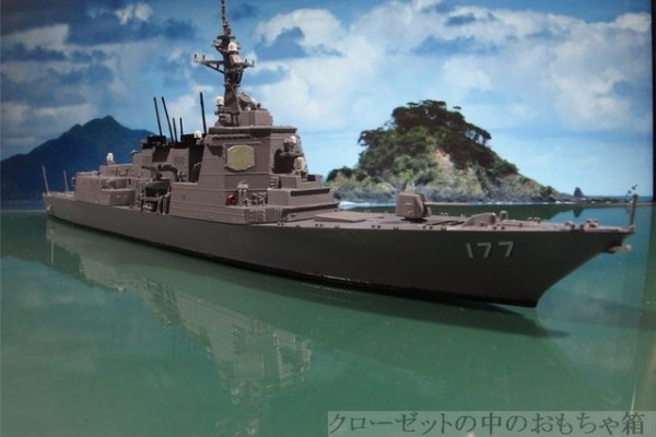 1／700 海上自衛隊イージス護衛艦あたご DD G-177 洋上ジオラマ仕上 海上自衛隊イージス護衛艦 DDG-177 あたご 新装備付き (プラモデル