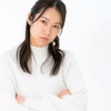 女性「日本の漫画アニメに『独身のオバサン』が全くいないのはおかしくない？」　←100万いいね