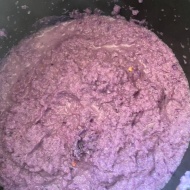 寒いので〜コンソメいらずの色鮮やかな紫の食べるスープ