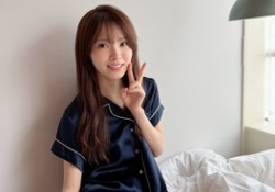 【速報】森平麗心、太ももの付け根まで見せそうなナマあしwwwww