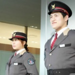 デパートの警備員やが、質問ある？