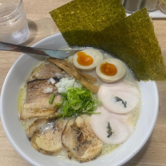 鶏が強めのスープ！扇町にある『トリスタンダード』で美味しい鶏パイタンラーメンを食す♡【北区浪花町】