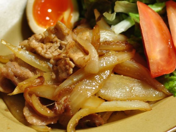 黒豆とチーズのパウンドケーキと昨日の晩ごはんはちょっとしたコツでいつもより美味しく！生姜焼き