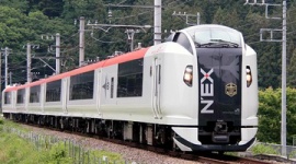 【千葉】乗車する修学旅行生の列の途中、ドア閉まる…成田エクスプレス