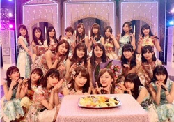 【画像】やっぱ乃木坂だな...最新の"選抜メンバー集合写真"がメチャクチャ可愛いｗｗｗ【乃木坂46SHOW】