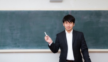 県立高校教師だけど、裏側や闇を語るわ