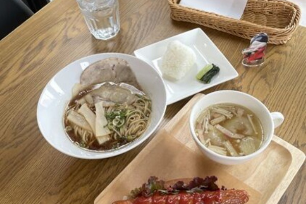 あっちこっちここページ あっちこっち ここdeランチ
