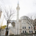 【悲報】移民のため大量のモスク（礼拝所）が必要と言われてるけど、神社をモスクとして開放すればよくない？