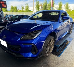 滋賀オートライフハノ　スバル「BRZ」(ZD8)の持込エキマニ交換(非等長)とオイルストレーナー洗浄