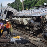 『東急8500系8612F、衝突脱線事故(3月10日)第一報』の画像
