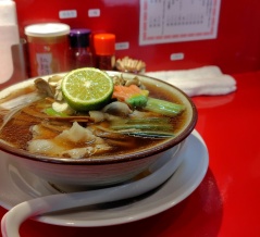 元祖羽村ラーメン マルフル食堂 市役所通り店@羽村市【042 TOKYO RAMEN RALLY】<限定・スーパー舞茸ラーメン>