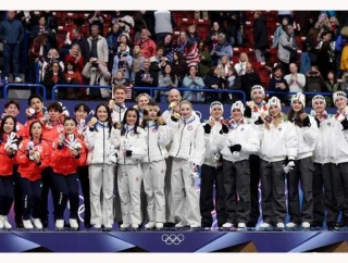 「日本人、謙虚すぎでしょ」　フィギュア表彰式、1枚の写真に浮かぶ国民性が話題「お国柄が…」