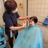 『髪やさんでスッキリ✂✨』の画像