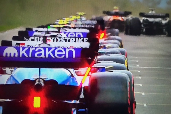F1速報総集編　オフィシャルプログラム　号外等　まとめて F1速報総集編 オフィシャルプログラム 号外等 まとめて