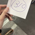 【AKB48握手会】佐藤綺星さんに1,310枚まとめ出ししたヲタクがいたらしい！！