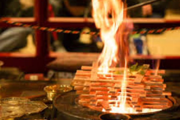 殺してやりたい悪党に死霊を憑依させる霊媒師 神仏の力を使った呪殺