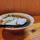 《シンプルながらも魚介系の奥深いコクと旨味を楽しめる一杯!》こだわり｢らあめん｣と｢酒｣の店 らぁめん みあ田@青梅市<らぁめん>