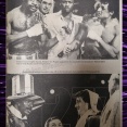 6277：Movie Superstars マガジン オフショット記念写真とリング中央でレフリーの指示を聞くアポロとロッキー