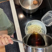 おばあちゃんと孫のコンビでYouTuber